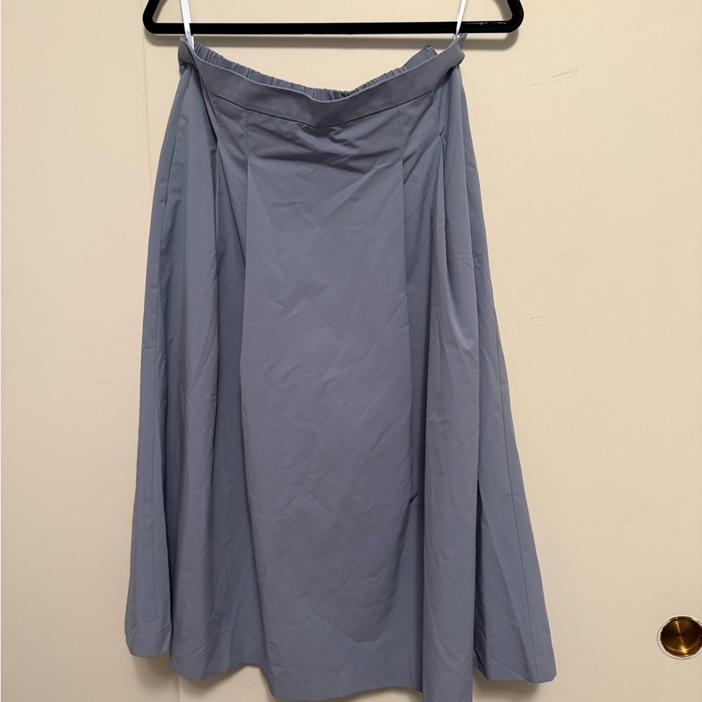 Uniqlo Blue Knee-Length A-Line Skirt with Pockets | Size L